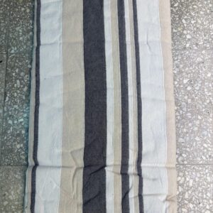 Manta kerala beige gris y blanco